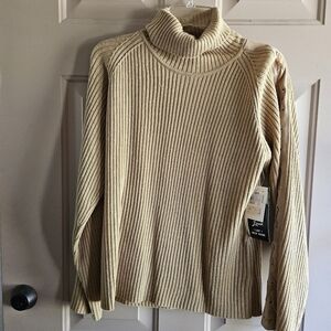 Vintage Lennie LNY tan turrtle neck sweater.